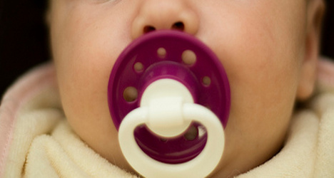 92de8e343dee36d347cf8c8e1a39807aeb7b9c850d10edff946f1f68b4542c6a